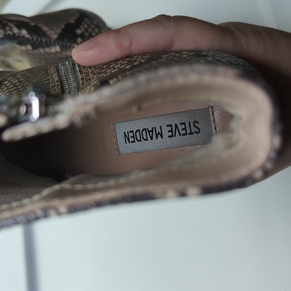 Steve Madden Snakeskin Print Ankle Boot 3.5" Block Heel Bootie Size 7.5 - Picture 5 of 6